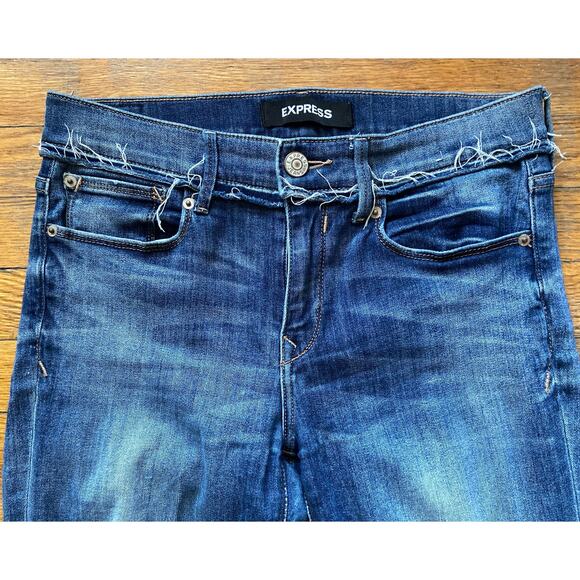 EXPRESS Distressed Stretch Mid-Rise Denim Leggings sz 6R - Picture 5 of 16